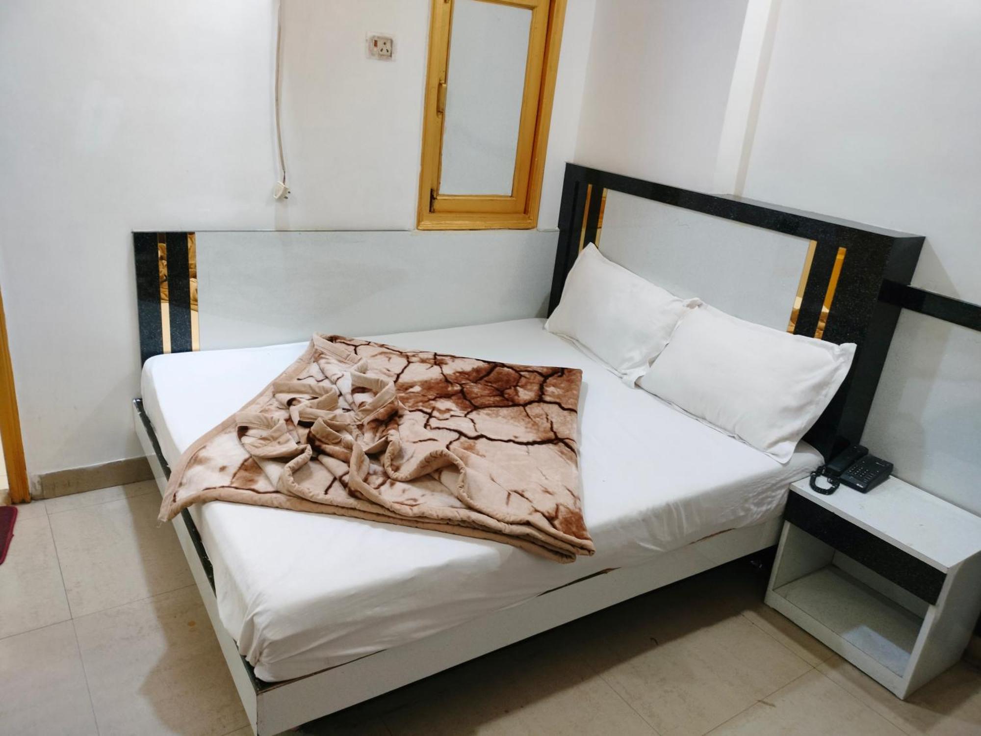 ניו דלהי Hotel Geetanjali Inn מראה חיצוני תמונה
