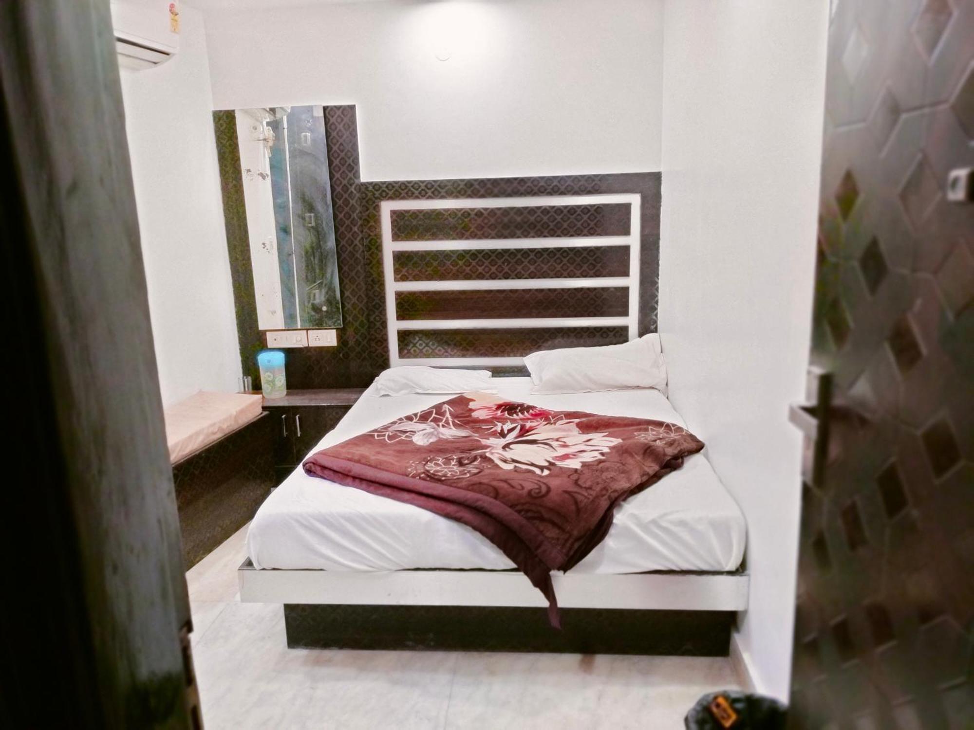 ניו דלהי Hotel Geetanjali Inn מראה חיצוני תמונה
