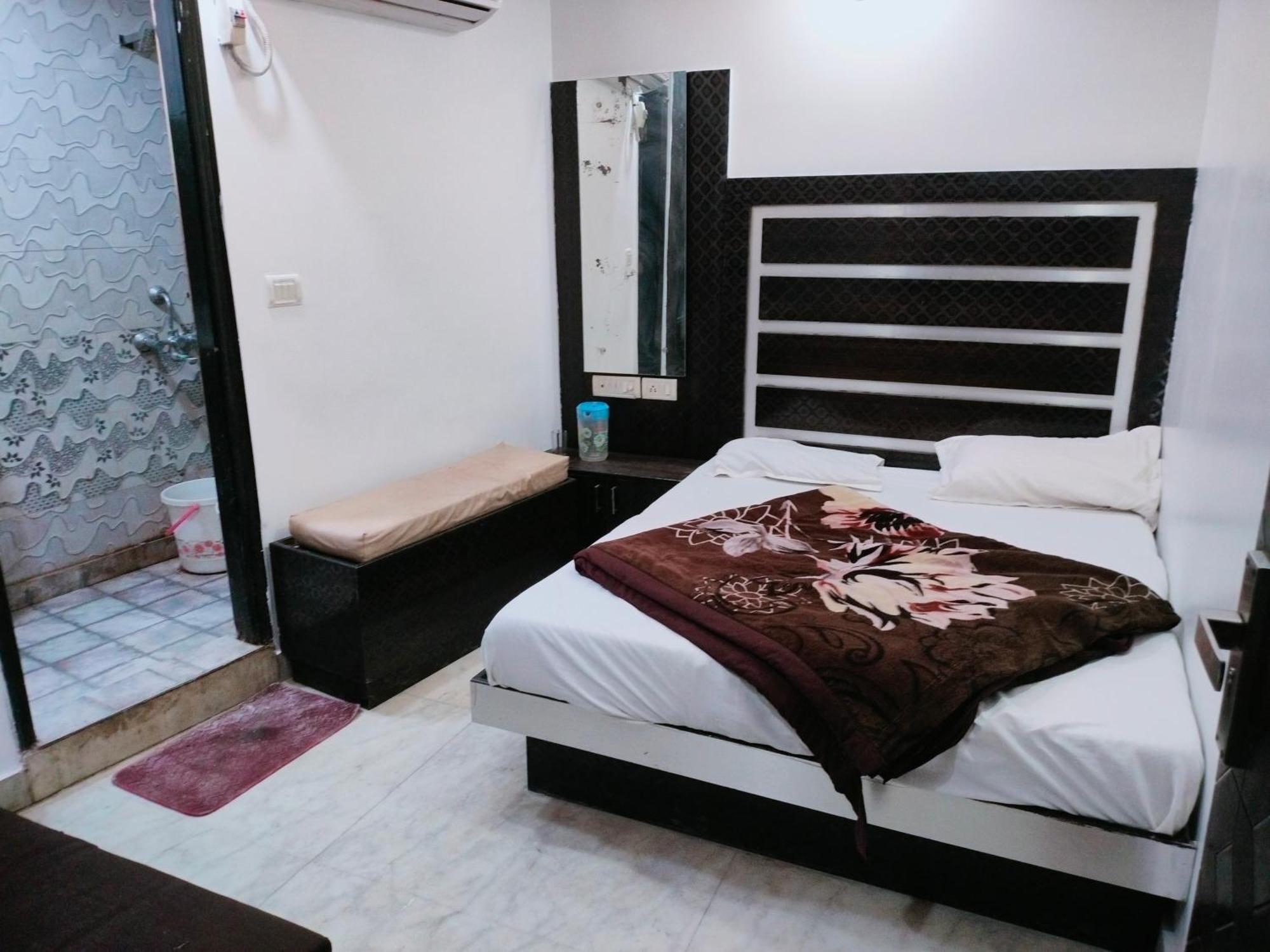 ניו דלהי Hotel Geetanjali Inn מראה חיצוני תמונה